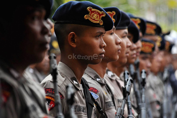 Menkopolhukam Minta TNI dan Polri Tetap siaga