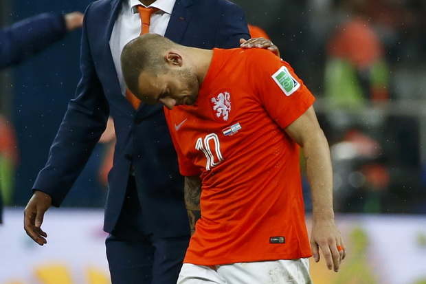 Sneijder Sangat Benci Adu Penalti