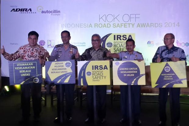 Adira Kembali Gelar Indonesia Road Safety Award 2014