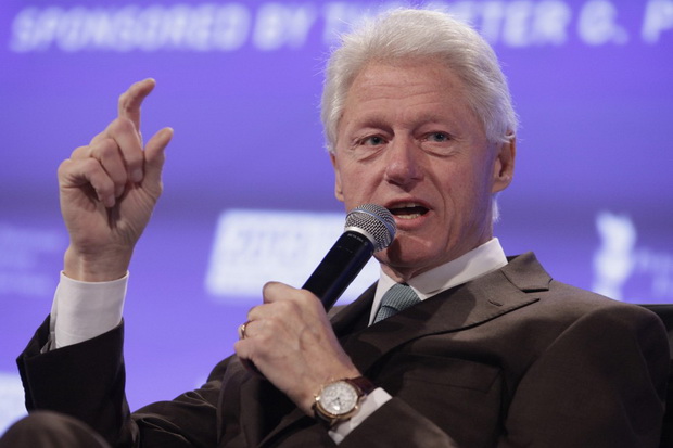 Kedatangan Bill Clinton Dicurigai Intervensi Hasil Pilpres