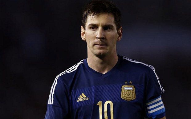Kempes Ikut Kecam Messi