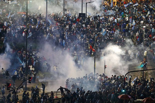 Argentina Gagal Juara, Kerusuhan Pecah di Buenos Aires