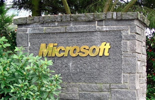 Microsoft PHK 18.000 Karyawan