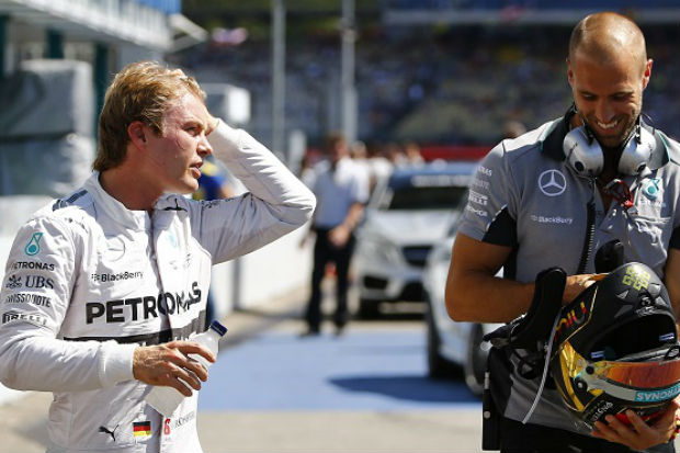 Rosberg Pimpin Balapan di Jerman