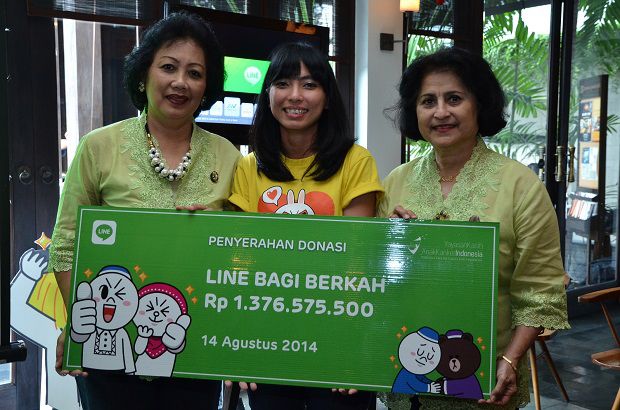 LINE Serahkan Donasi Rp 1,3 M untuk YKAKI