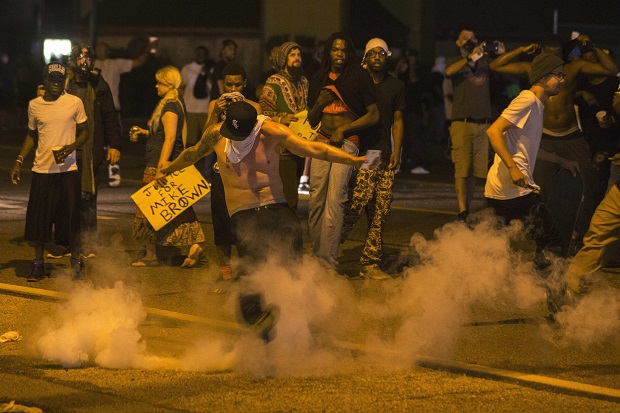 Ferguson Kian Memanas, Garda Nasional Diturunkan