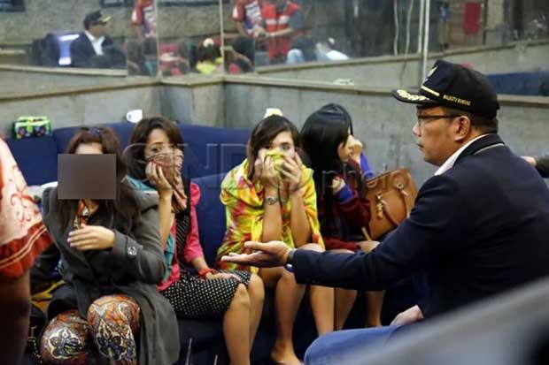 Wali Kota Bandung Pimpin Razia Tempat Hiburan Malam