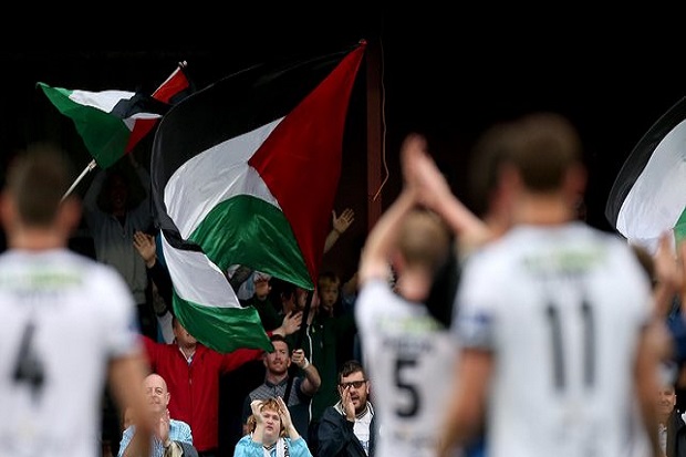 Kibarkan Bendera Palestina, Klub Irlandia Didenda