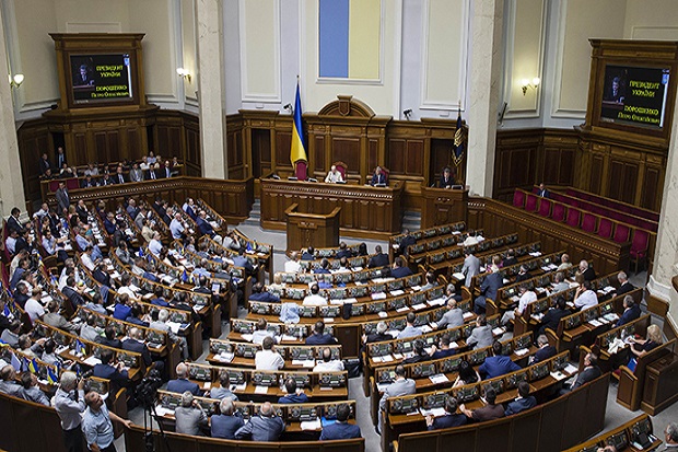 Tak Bela Rakyat, DPR Ukraina Dibubarkan Presiden