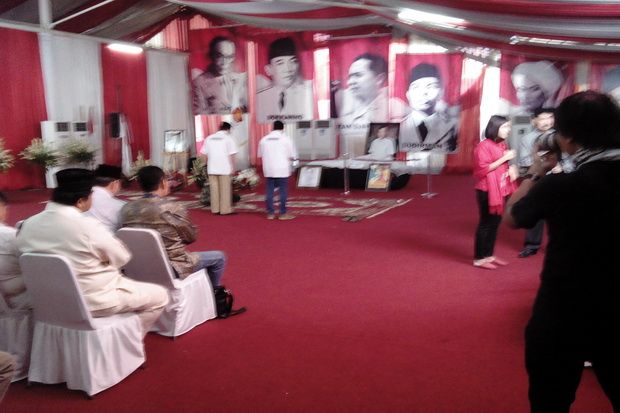 Bacaan Yasin dan Doa Berkumandang di DPP Gerindra