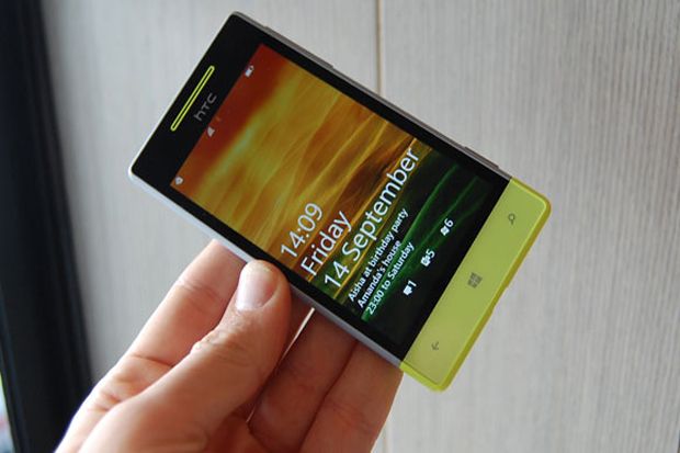 HTC Rilis Ponsel Pertama Gunakan Chipset Snapdragon 615