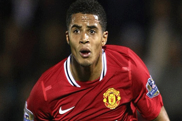 Zeki Fryers Pindah ke Crystal Palace