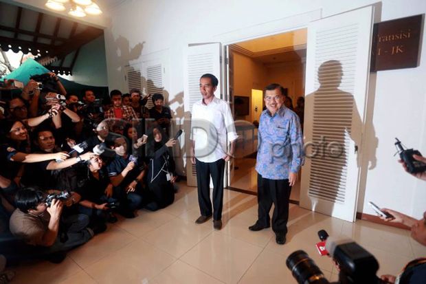 Jokowi Diminta Benahi Tim Transisi