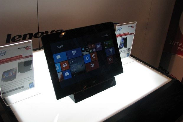 Tablet ThinkPad 10 Lenovo Fokus Akses 3G