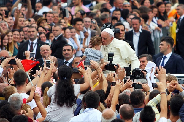 Kutuk ISIS, Paus: Jangan Ngaku sebagai Senjata Tuhan!