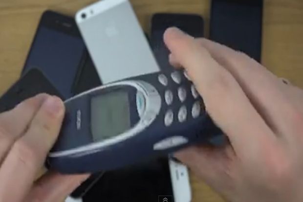 Muncul Video Tes Daya Tahan Nokia 3310