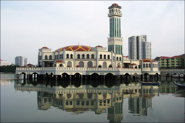 Pemkot Bandung Bangun Masjid Terapung Awal 2015