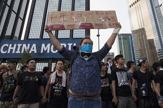 Demonstran Hong Kong: Ganyang Partai Komunis China!