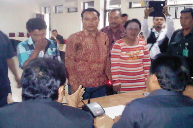 Pelaku Mutilasi Riau Dibebaskan, Keluarga Korban Mengamuk