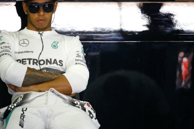 Hamilton Bantah Balik Kandang ke McLaren