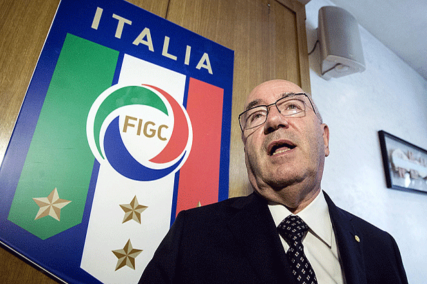 Presiden Sepak Bola Italia Diganjal Sanksi