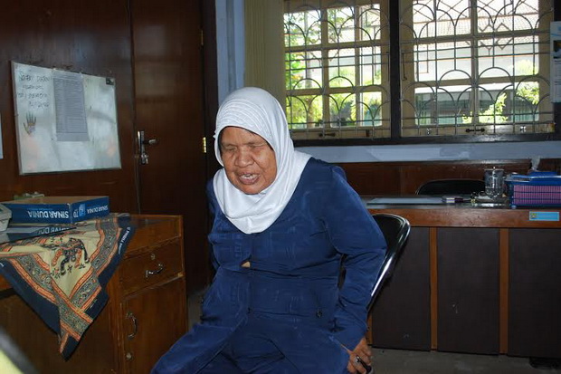 Keliling Indonesia Demi Gelar Profesor, Murtini Disangka Pengemis