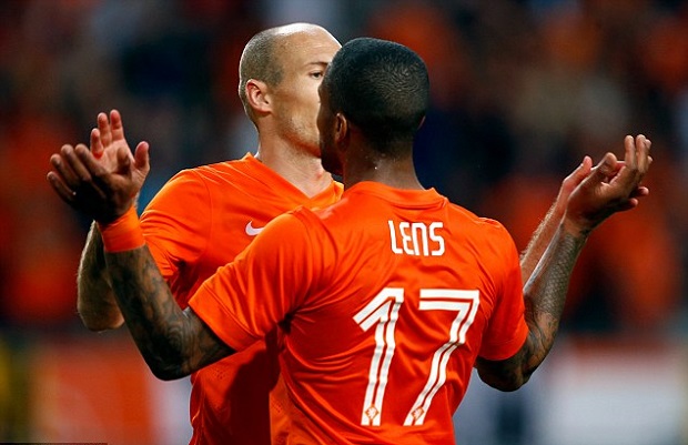 Belanda Turunkan Skuad Terbaik
