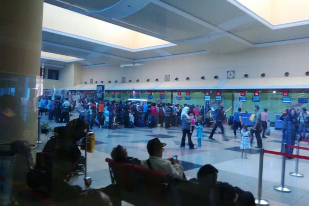 Bandara SMB II Kembali Lumpuh Akibat Kabut Asap