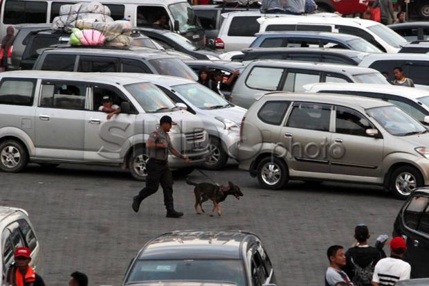 Belasan Anjing Pengendus Bom Ikut Jaga Pelantikan Jokowi-JK