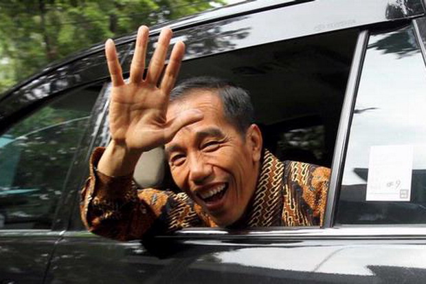 Guru dan Teman SMA Jokowi Gelar Tumpengan
