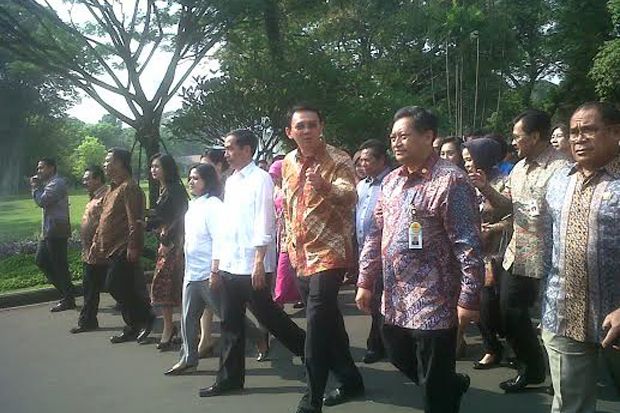 Keliling Istana, Jokowi-Ahok Terlihat Akrab