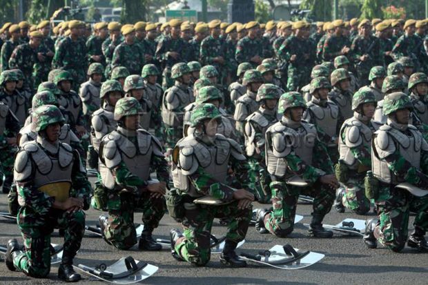 Bahas Kesejahteraan Prajurit, Jokowi dan TNI/Polri Bertemu
