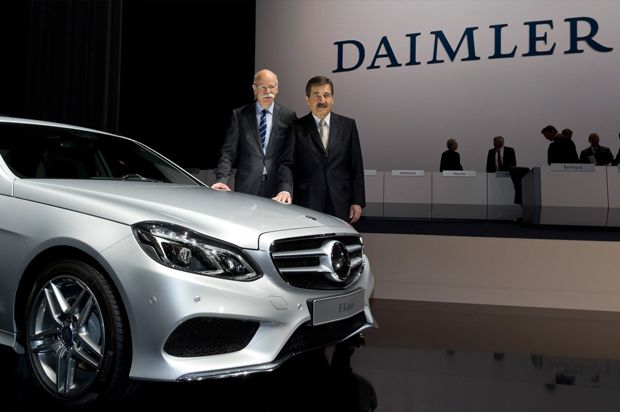 Daimler Jual 4% Kepemilikan Saham di Tesla