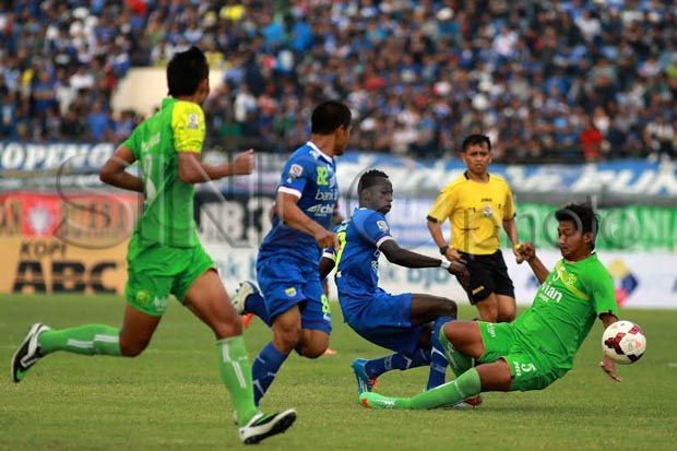 Pemain Persib Dirantai biar Tidak Pindah