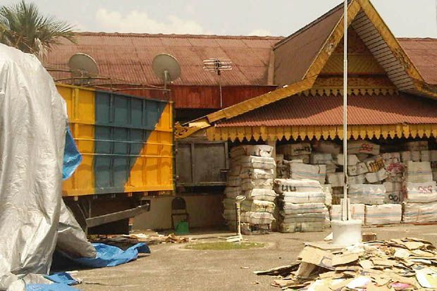 BNN Sita Satu Tronton Ganja di Pekanbaru