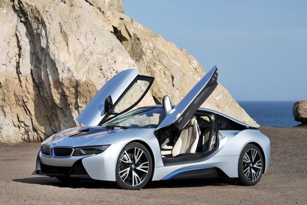 BMW Kembangkan Versi Baru i8