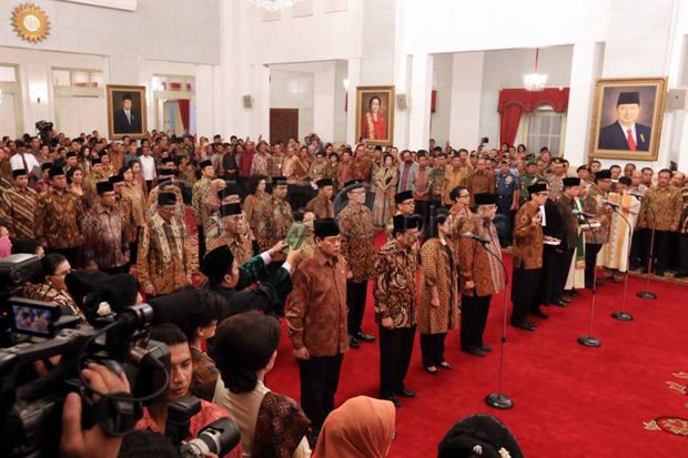 Menyengat, Aroma Kompromi di Kabinet Jokowi