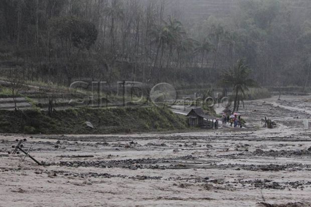 Antisipasi Banjir Lahar Gunung Slamet, BPBD Buat Tanggul Darurat