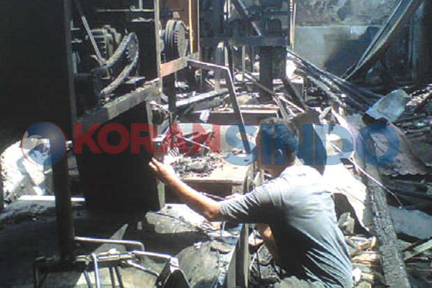 Pabrik Jenang Terbakar, Karyawan Nganggur