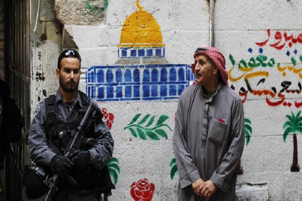 Ditekan, Israel Buka Lagi Kompleks Masjid al-Aqsa