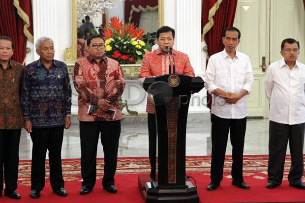Demi Rakyat, Pemimpin DPR Dukung Jokowi Soal KIS & KIP
