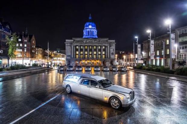 Rolls-Royce Phantom Rp7,5 Miliar untuk Mobil Jenazah