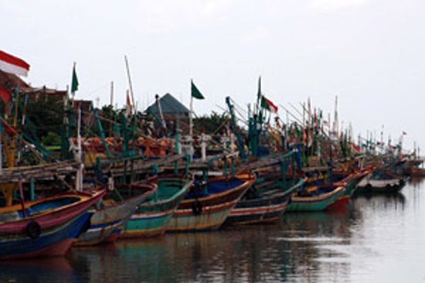 Nelayan Indramayu Merugi Transaksi Ikan Anjlok