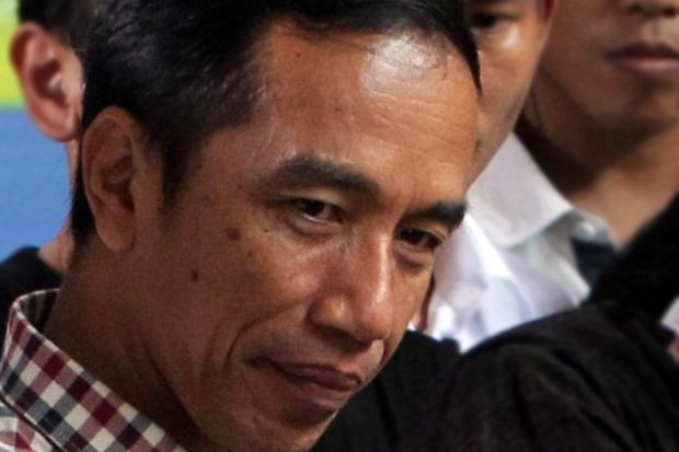 Jokowi Janji Permudah Izin Investasi Power Plant