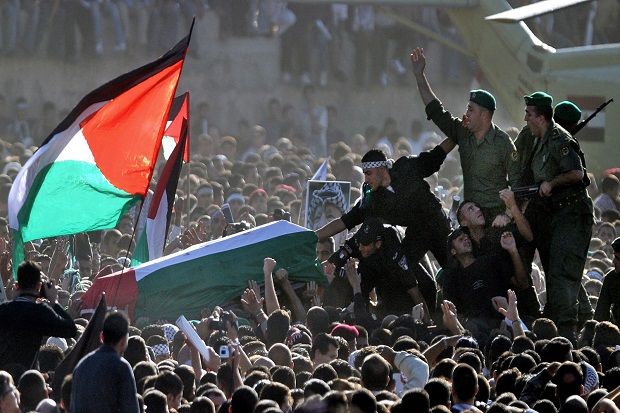 Teror Bom Batalkan Peringatan 10 Tahun Wafatnya Arafat