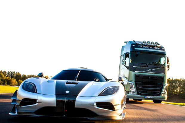 Truk Volvo Adu Cepat dengan Koenigsegg
