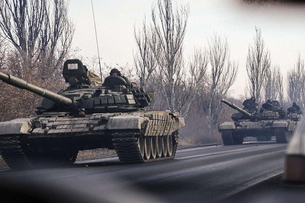 NATO: Pasukan dan Tank Tempur Rusia Terobos Ukraina