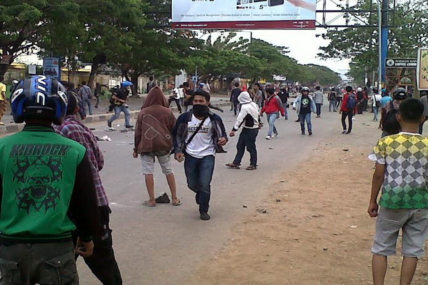 PHH Berhasil Bubarkan Demo Mahasiswa di Makassar
