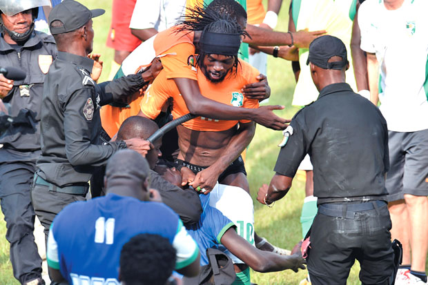 Kericuhan Warnai Keberhasilan Pantai Gading