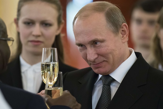 Putin: Barat Tak Akan Bisa Isolasi Rusia